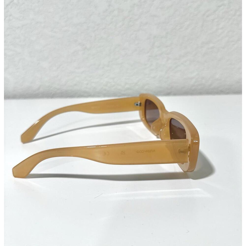 Andwood Woman's Sunglasses Chic Vintage-Style Sunglasses - Peach Pink - Picture 2 of 5